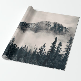 Papel De Presente Montanhas com neblina e floresta no Parque Naciona
