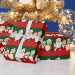 Papel De Presente Natal da família de papais noeis<br><div class="desc">Uma velha família de retro-vintage santa claus de um velho cartão de natal,  com Papais noeis,  Sra. Claus e pequenos claus de bebê,  perfeita para um feriado retrógrado divertido.</div>