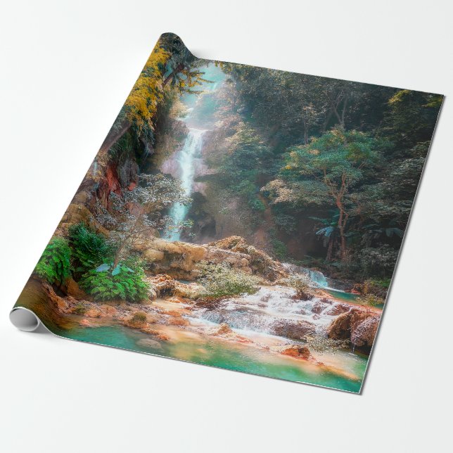 Papel De Presente Natureza Cena Fantasia Cascata (Desenrolado)