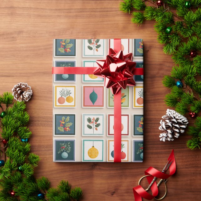 Papel De Presente Nine Christmas Ornaments in Bold Frames (Presente de Natal)