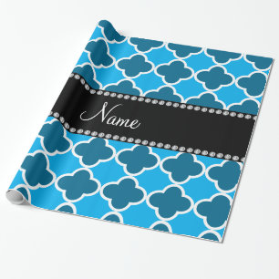 Papel De Presente Nome personalizado padrão de quatrefoil azul-céu