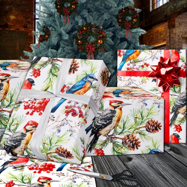 Papel De Presente Noverno Pine Cones & Red Berries Feriado (Winter Birds Pine Cones & Red Berries Holiday Wrapping Paper Rolls in 6 and 15 foot lengths)
