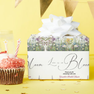 Papel De Presente O Amor está em Flor Chuva de Flores Floral Chá de 