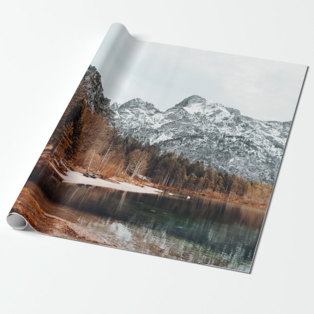 PAPEL DE PRESENTE O BELO ALMSEE NA ÁUSTRIA SUPERIOR  (Desenrolado)