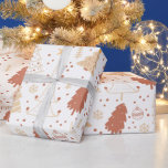Papel De Presente Ornamentos de Árvores de Natal Stars White Christm<br><div class="desc">Apresentando nosso Livro Branco da Maravilha de Natal Super Bonito, uma escolha encantadora para adicionar um toque de charme festivo aos presentes de Natal. O fundo branco nítido serve como uma canvas para uma cena de Natal moderna e lúdica, criando uma terra maravilhosa de inverno que evoca a magia da...</div>