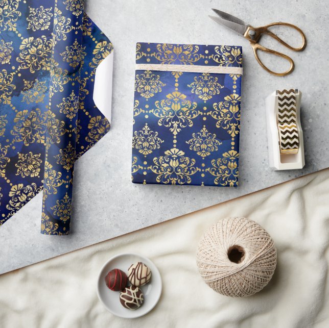 Papel De Presente Padrão Azul Aquarela com Damascado Dourado (Artesanato)