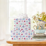 Papel De Presente Padrão bonito do Tea Party<br><div class="desc">Festa de chá doce feita em aquarelas de blues,  púrpura e vermelhos com colheres verdes e folhas de chá em fundo branco.</div>