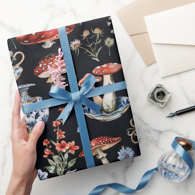 Papel De Presente Padrão da Alice no País das Maravilhas (Presentear)