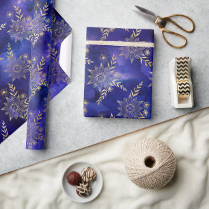Papel De Presente Padrão de água-forte roxo com padrão floral dourad