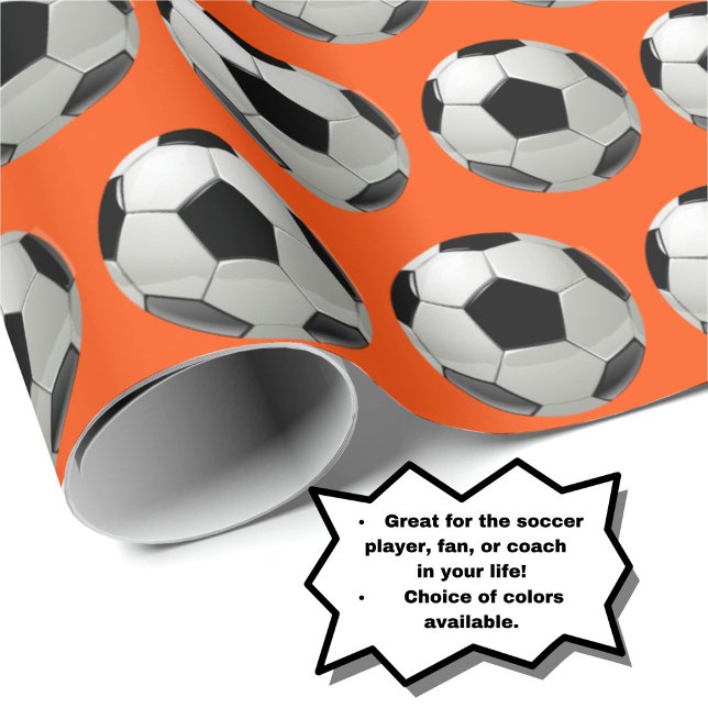 Papel De Presente Padrão de bola de futebol divertido em laranja (Personalize your gift with this fun soccer ball pattern on orange wrapping paper!)