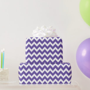 Papel De Presente Padrão de Chevron branco roxo ultra violeta