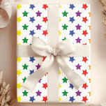 Papel De Presente Padrão de Estrelas do Arco-Íris<br><div class="desc">Enrole seus presentes em uma explosão de cor e se divirta com este papel de embrulho caprichoso com um vibrante arco-íris de estrelas. O padrão lúdico é perfeito para aniversários, chás de fraldas, ou qualquer celebração que exija um toque de magia. Feito com papel de alta qualidade, este presente embrulhado...</div>