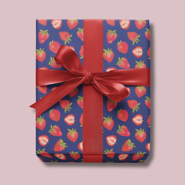 Papel De Presente Padrão de frutas morango (Strawberry wrapping paper on royal blue background)