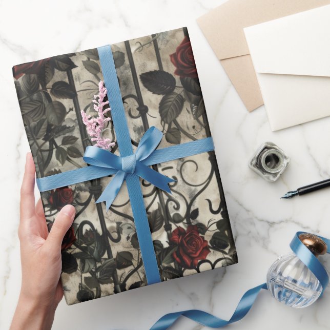 Papel De Presente Padrão de Jardim Gótico Vitoriano (Presentear)