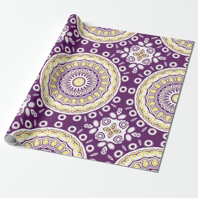 Papel De Presente Padrão de Mandala Roxo e Dourado (Desenrolado)
