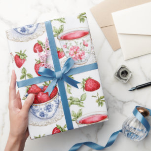 Papel De Presente Padrão de Morango Cottagecore