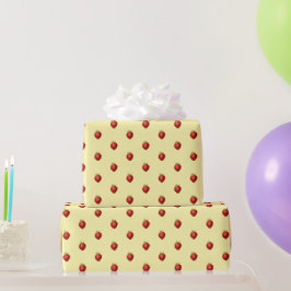 Papel De Presente Padrão de Morango Fofo e Feminino em Creme