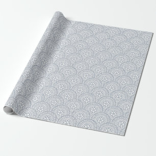 Papel De Presente Padrão de ondas de mandala azul sobre fundo branco