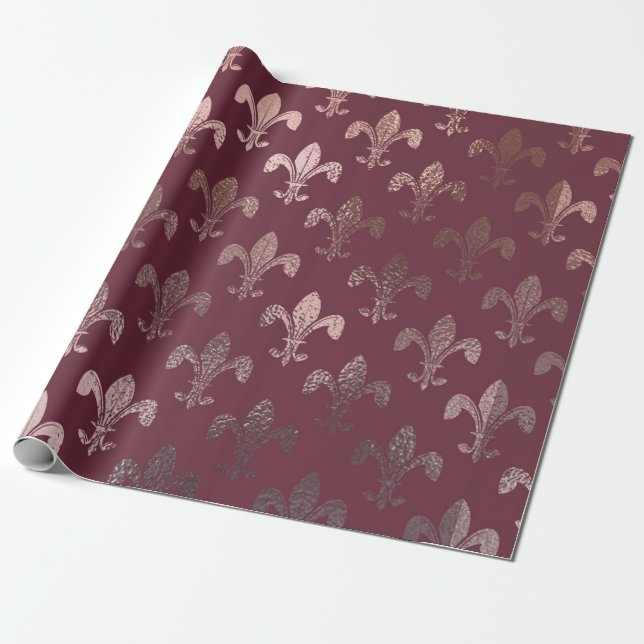 Papel De Presente Padrão Fleur-de-Lis rosa Dourado na Borgonha (Desenrolado)