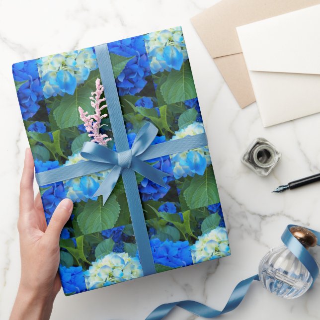 Papel De Presente Padrão Floral Azul Hidrangea Blooms (Presentear)