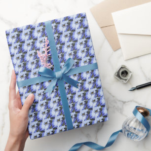 Papel De Presente Padrão Floral Iris Branca e Azul