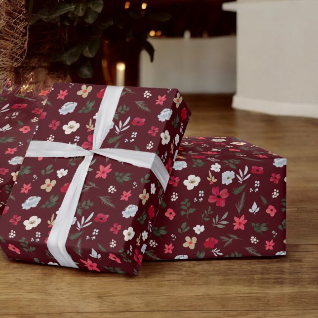 Papel De Presente Padrão floral vermelho-vermelho do Natal elegante (Elegant Christmas Red Green floral pattern Wrapping Paper on red)