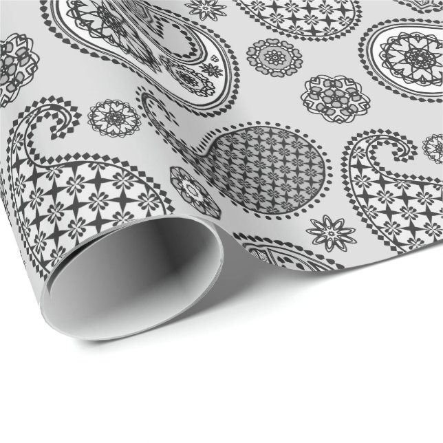 Papel De Presente Padrão paisley, tons de cinza, preto e branco (Ponta do rolo)