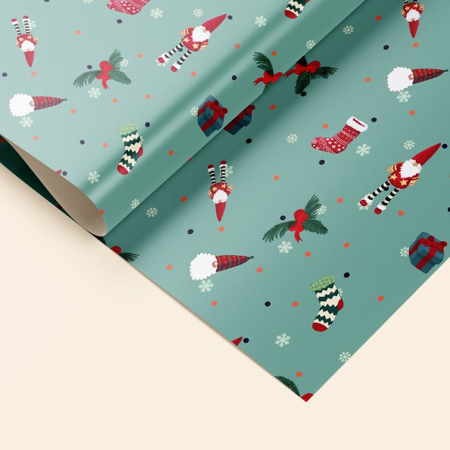 Papel De Presente Papa Noel, calcetines navideños y regalos (Charming wrapping paper with Santa Claus, socks and presents on turquoise background with snowflakes)