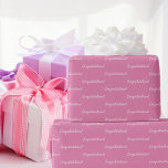 Papel De Presente Parabéns cor-de-rosa branco<br><div class="desc">Uma festinha cinzenta que embrulha folhas de papel. fundo cor-de-rosa,  texto branco: Parabéns!</div>