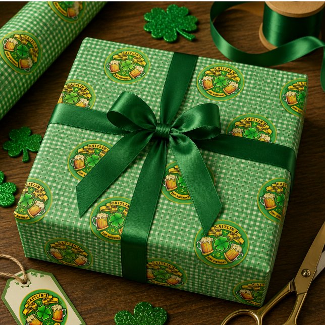 Papel De Presente Parabéns St Patricks Day Trevo  21º Aniversário  (Cheers St Patricks Day Shamrock 21st Birthday Wrapping Paper)