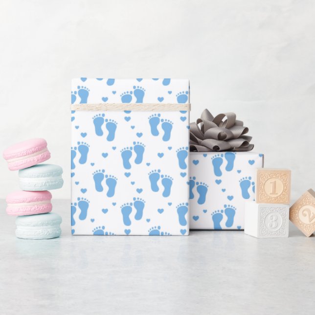 Papel De Presente Pegadas Azuis de Bebê em Branco (Chá de bebê)