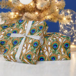 Papel De Presente Penas de peacock, ouro de luxo iridescente, sem co<br><div class="desc">Um belo nouveau de arte inspirou um padrão repetitivo e contínuo de penas sofisticadas de pavão em ouro falso, verde e azul contra um fundo branco que tem o art nouveau inspirado delicado detalhe de linha. Este design tem um aspecto eterno, na moda e elegante e é ideal para uso...</div>