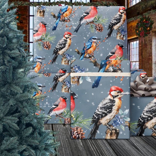 Papel De Presente Pica-Pica-Pau Azul Pássaro Primeiro Inverno Neve (Woodpecker Bullfinch Blue Bird First Winter Snow Wrapping Paper Rolls)
