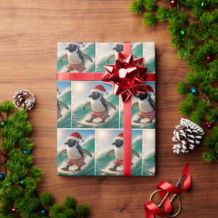 Papel De Presente Pinguim de Natal Surfando em uma Onda do Oceano