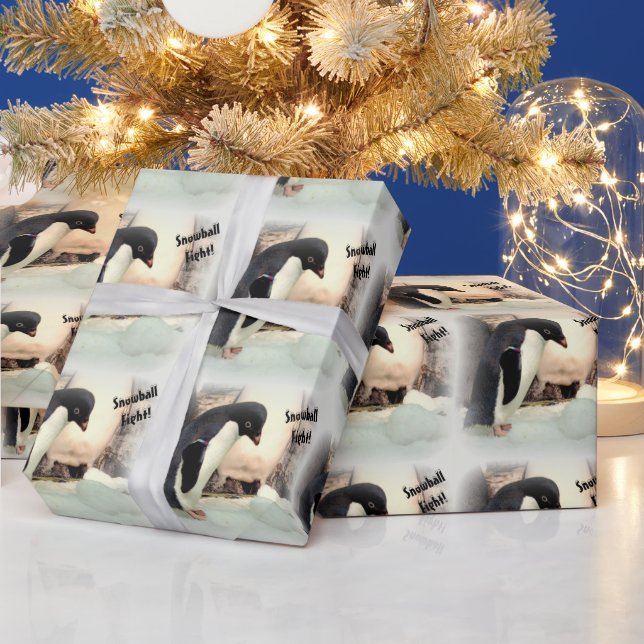 Papel De Presente Pinguin Snowball Fight Wrappaper (Feriados)