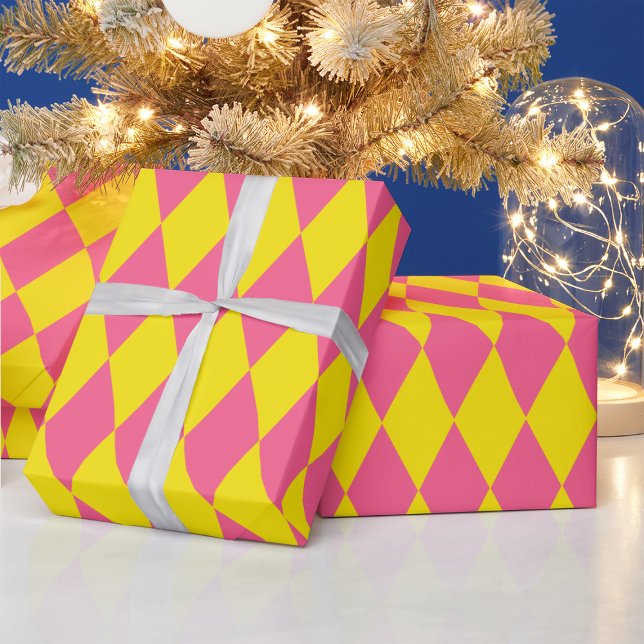 Papel De Presente Pink and Yellow Harlequin Checkered Design  (Criador carregado)