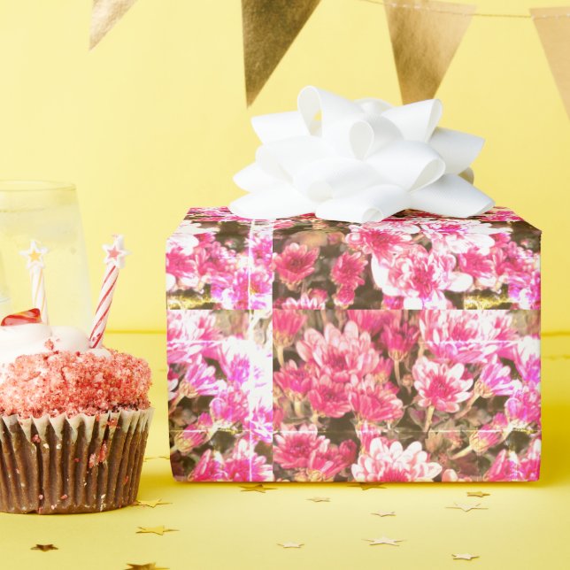 Papel De Presente Pink Floral Bloom Pattern – Soft Botanical Design (Festa de aniversário)