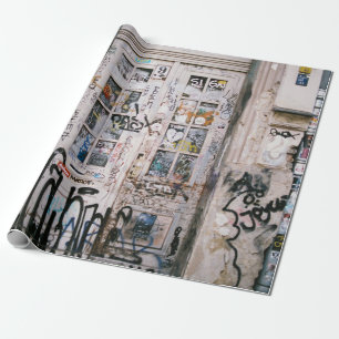 PAPEL DE PRESENTE PORTA DE MADEIRA COM ESCREVER AS MÃOS