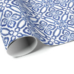 Papel De Presente Positano Vintage Padrão de Azulejos Azuis Italiano<br><div class="desc">Padrão de azulejo mediterrânico clássico em azul e branco.</div>