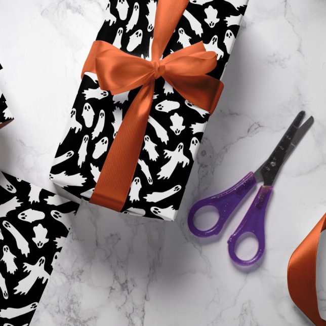 Papel De Presente Preto White Spooky Fantasmas Padrão de Halloween (Criador carregado)