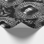 Papel De Presente Rainha de França durante o voo Knight<br><div class="desc">Está tudo na arte da apresentação. Obtenha sua inspiração barroca fluindo com este papel Romântico Marie Antoinette Wrapping para cada ocasião. Este jornal da Rainha da França é perfeito para qualquer um que ama todas as coisas em francês. Por que não ter um Natal real do passado debaixo da árvore...</div>