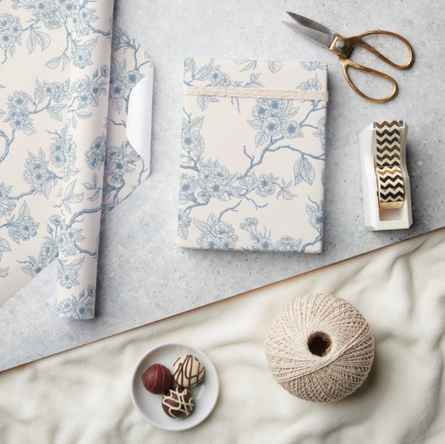 Papel De Presente Ramos de flor de cerejeira em azul e branco esmaec (Artesanato)