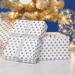 Papel De Presente Red and Green Stars White Christmas<br><div class="desc">Apresentando nosso Livro Branco de Natal Super Bonito, adorado com Estrelas Vermelhas e Verdes Rebeldes - uma escolha contemporânea e festiva para tornar seus presentes de Natal verdadeiramente mágicos. Este papel de embrulho de Natal moderno apresenta um fundo branco intocado, enfeitado com estrelas brancas e brancas, que criam uma atmosfera...</div>