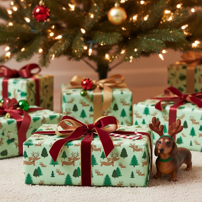 Papel De Presente Reindeer Dachshund Gift Wrapping Paper Doxie (Dachshund through the show with a mission to get home for Christmas! Our merry & bright doxie.)