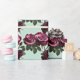Papel De Presente Rich Purple And Deep Red Roses On A Mint Green