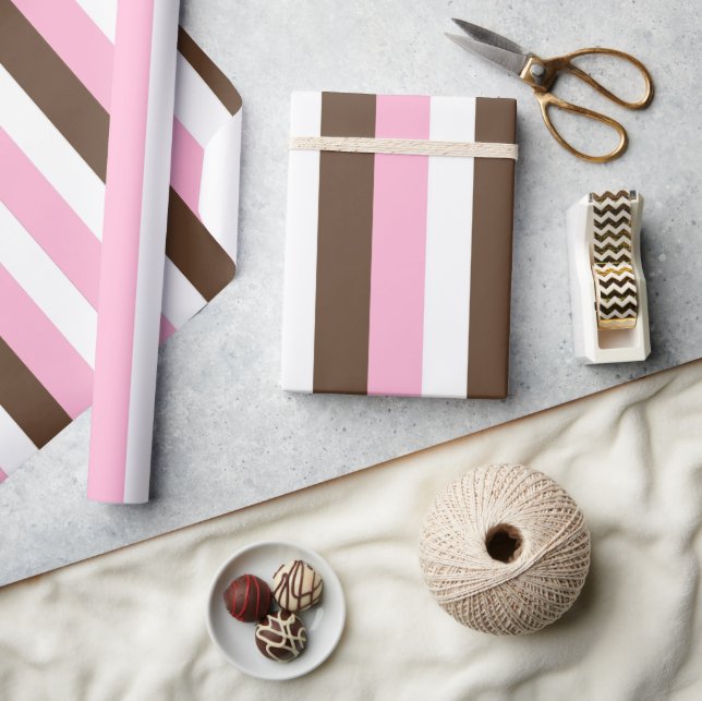 Papel De Presente Rosa, Chocolate e Stripes Brancas (Artesanato)