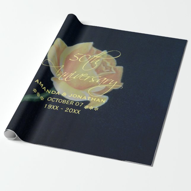 Papel De Presente Rosa de 50º Aniversário de Casamento Dourado (Desenrolado)