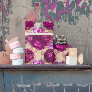 Papel De Presente Rosas de magenta romântica e folhas Douradas em p