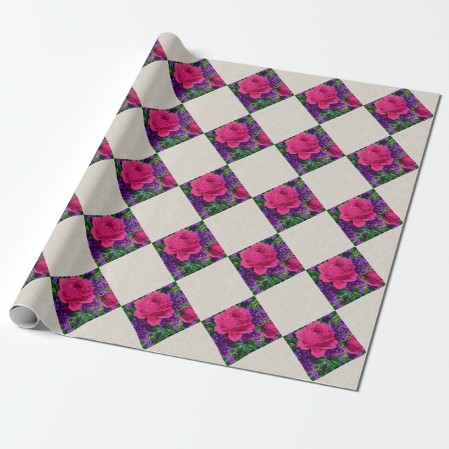 Papel De Presente Rosas e Violetas (Desenrolado)