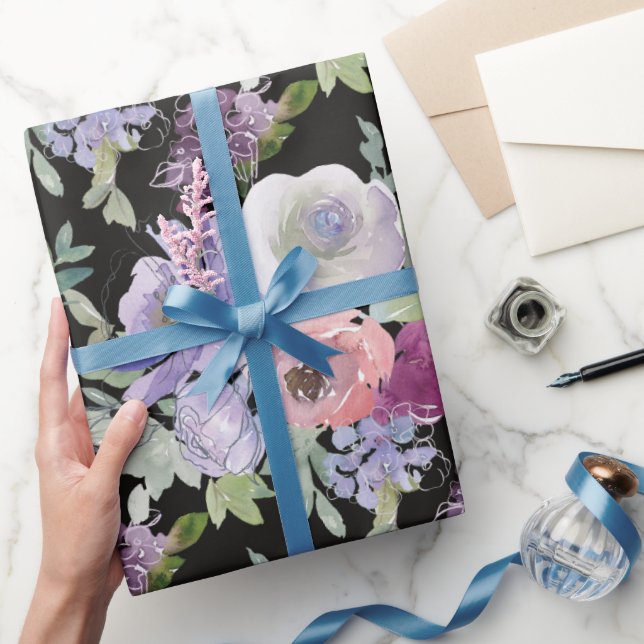 Papel De Presente Rosas Roxas Fundo Preto (Presentear)